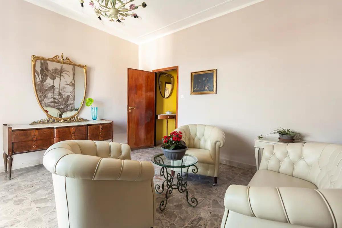 Top Floor Apartment Near Historic Fortino Катания Экстерьер фото